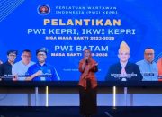 Tradisi Bertemu Inovasi: PWI Batam Buka Acara dengan Gurindam 12