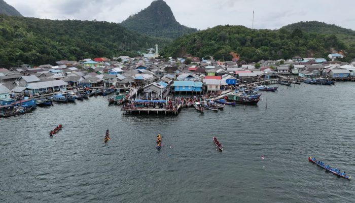 Tambelan Jadi Sorotan, Pemkab Hadirkan Dokter Apung dan Bantuan UMKM