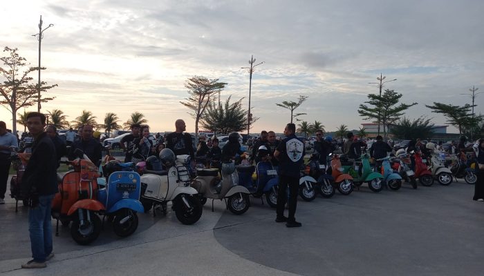 250 Scooterist Asing dan Lokal Satu Rute di Sunset Parade 2025