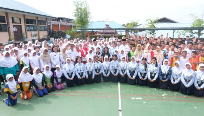 Awal Tahun Ajaran, Wali Kota Tanjungpinang Kunjungi SMPN 5