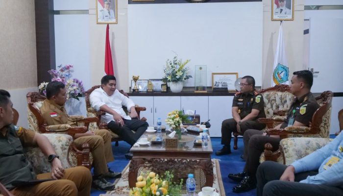 Kajari Bintan yang Baru Kunjungi Roby, Bahas Kondusivitas Hukum