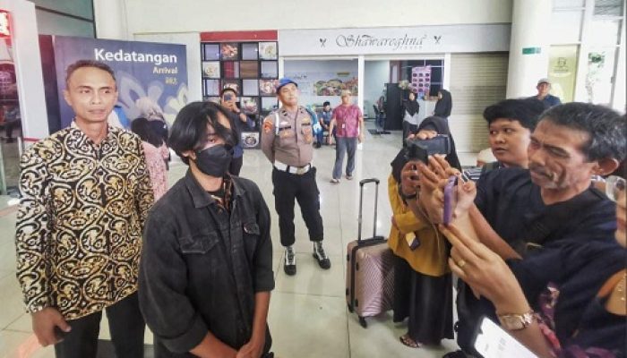 Taqi Kembali ke Tanah Air, Mahasiswa Nuklir Asal Kepri Dievakuasi dari Iran