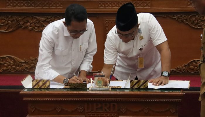 DPRD Setujui Laporan APBD 2024, Amsakar Tegaskan Komitmen Tata Kelola Profesional