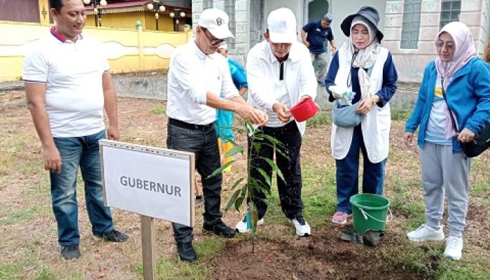 Hijaukan Situs Sejarah, Penyengat Diperkaya 200 Pohon Mangga dan Alpukat