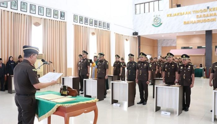Wajah Baru di Kejati Kepri, 10 Pejabat Dilantik oleh Kajati Devy Sudarso