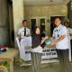 Door to door, Rutan Batam Berbagi Paket Sembako untuk Warga Sekitar