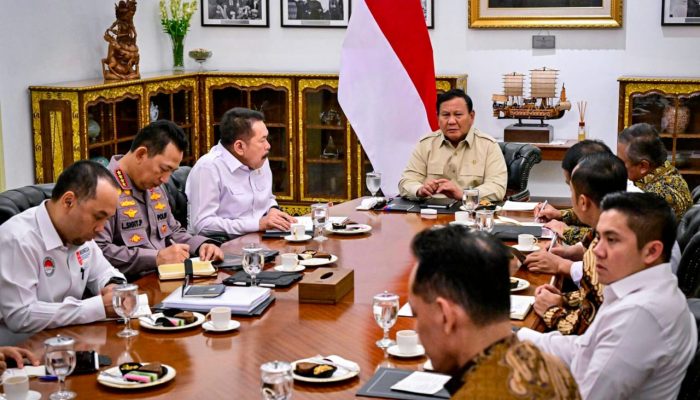 Presiden Prabowo Instruksikan Kapolri dan Jaksa Agung Usut Pelanggaran Standar Beras
