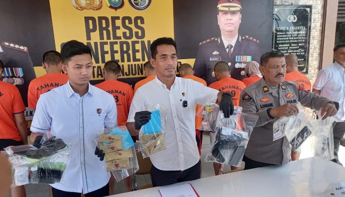 Jaringan Sabu di Tanjungpinang Terungkap, Polisi Tangkap 9 Tersangka Termasuk 1 Perempuan