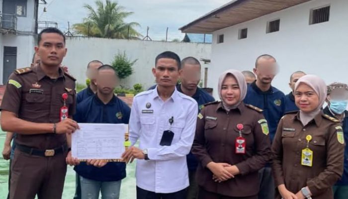 11 Warga Binaan Kejari Natuna Resmi Dipindahkan ke Lapas Kelas IIA Tanjungpinang