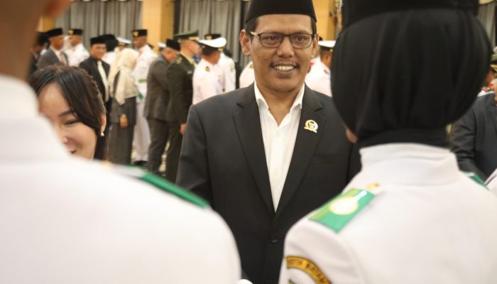 Ketua DPRD Batam Hadiri Pelantikan Paskibra 2025, Beri Pesan Semangat untuk Tugas Suci