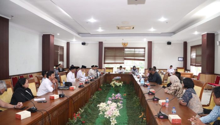 DPRD Batam Mediasi Perselisihan Karyawan dan Manajemen Hotel Harmoni Suites