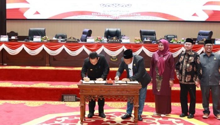 Pendapatan Turun, Belanja Naik: DPRD dan Gubernur Ansar Sepakati Perubahan APBD 2025