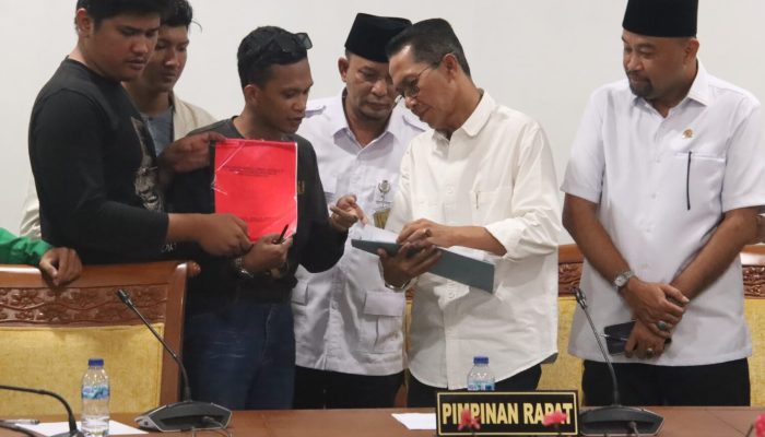DPRD Batam dan Amsakar Terima Langsung Aspirasi Mahasiswa, Bahas Sampah hingga Konflik Agraria