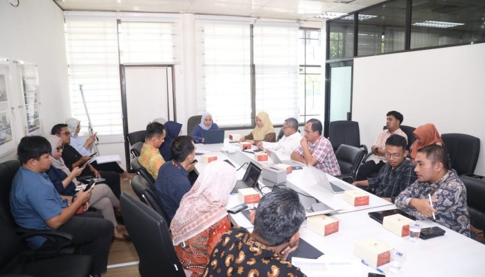 Rapat Teknis DPRD Batam Fokus Bahas Ranperda PSU, Atur Jalan, Drainase, dan Ruang Terbuka Hijau