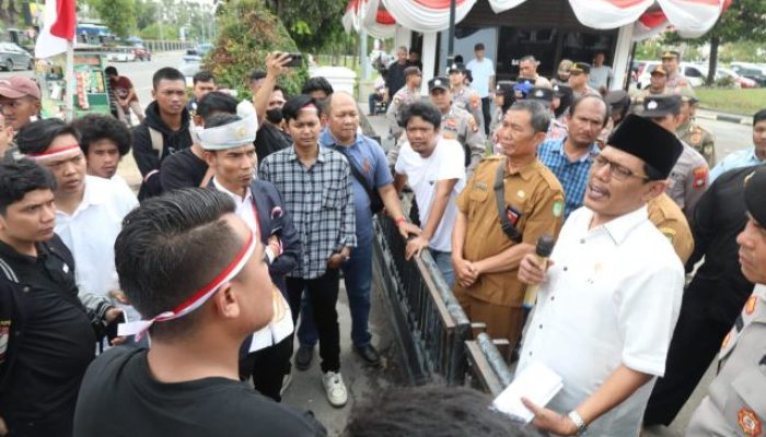 Ketua DPRD Batam Apresiasi Aksi Damai Mahasiswa, Tegaskan Akan Panggil McDermott