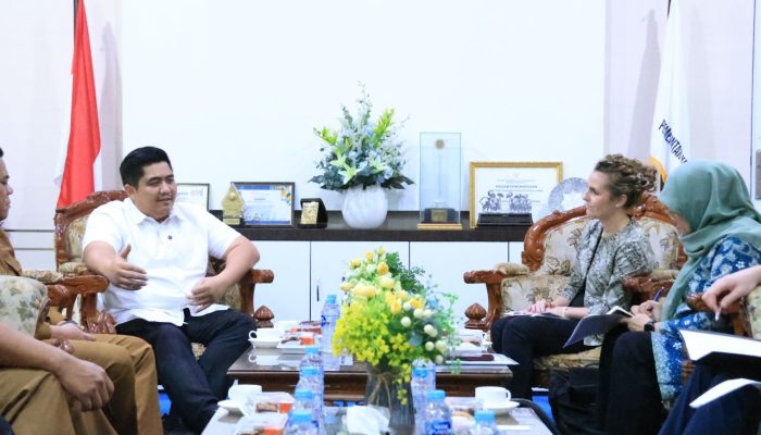 Kedubes Australia dan Pemkab Bintan Diskusikan Strategi Kelautan Berkelanjutan