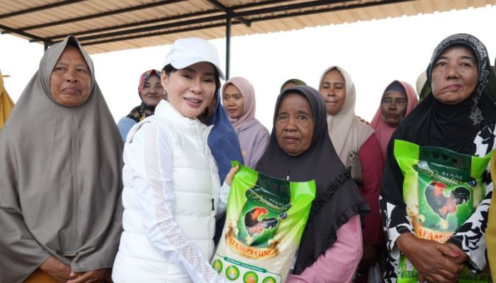 Hangat, Li Claudia Berbaur dengan Warga dan UMKM Saat Kunjungan ke Rempang Eco City