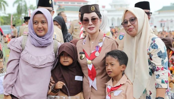 Pemko Sediakan 105 Ribu Seragam Gratis, Pastikan Pendidikan Merata