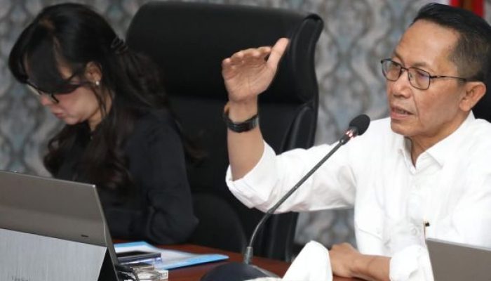Amsakar dan Li Claudia Minta Pejabatnya Hindari Gaya Hidup Hedonis