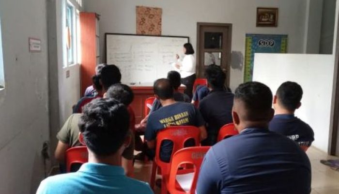 Kesempatan Kedua: Warga Binaan Lapas Kelas IIA Batam Duduk di Bangku Belajar