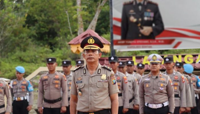 Dedikasi Tanpa Cacat, Kompol Rugianto Terima Kenaikan Pangkat Pengabdian
