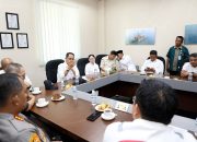 Amsakar–Li Claudia Tinjau Lokasi Ledakan Kapal di ASL Shipyard: “SOP Harus Dijalankan, Jangan Sampai Terulang”