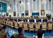 Prabowo Paparkan Capaian Pemerintah: Investasi Naik, UMKM Tumbuh, Ojol Terima Bonus Lebaran