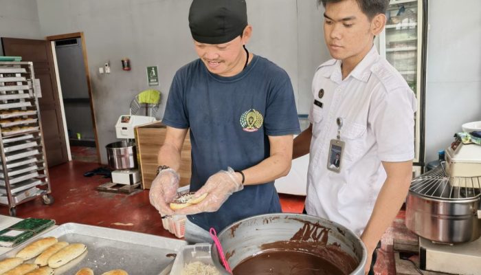 Kualitas Hotel Harga Warung, Inilah Roti Pastama Karya Lapas Batam