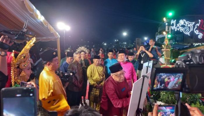 Ansar Ahmad dan Yusril Kompak Dorong Sastra Melayu Jadi Magnet Pariwisata Kepri