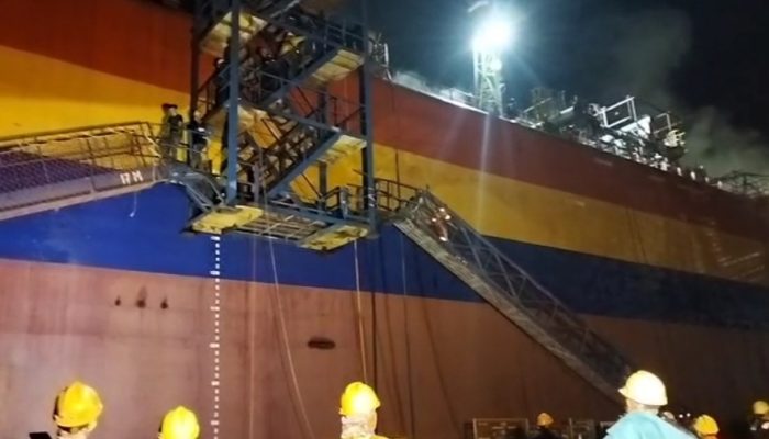 Detik-detik Mencekam! Kapal Federal II Meledak di Galangan PT ASL Batam