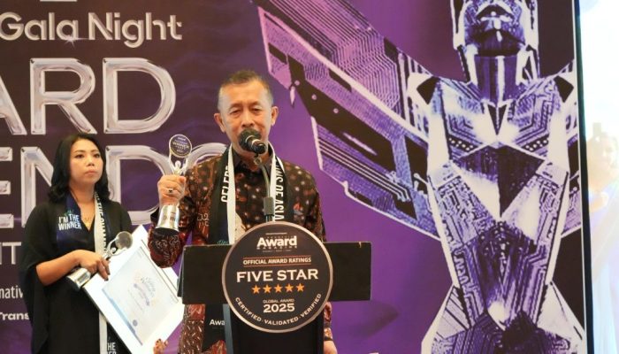 Gala Night 2025: Amsakar Achmad Dinobatkan Sebagai Pemimpin Inspiratif