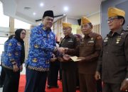 Pemkab Serahkan Santunan untuk Veteran, Tekankan Teladan Pahlawan