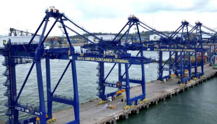 Pelabuhan Batam Cetak Rekor, Volume Peti Kemas Naik 18 Persen Sepanjang 2025