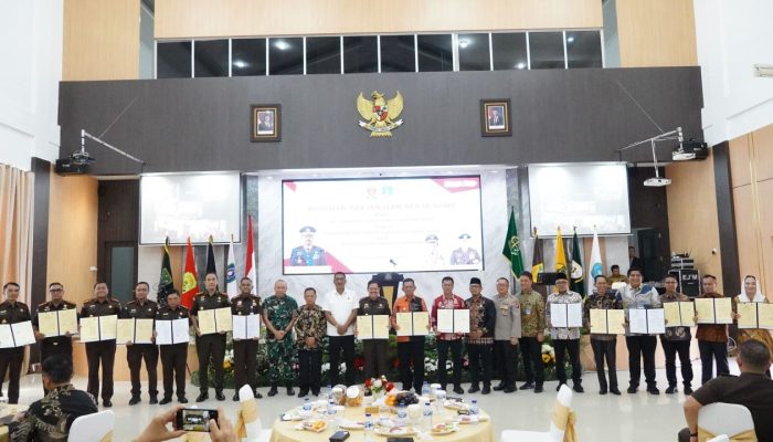 Pidana Kerja Sosial Mulai Dijalan­kan 2026, Kejati dan Pemda Se-Kepri Resmikan MoU