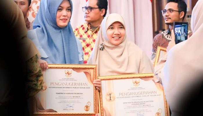 Nilai 98,83, Bintan Tertinggi pada Anugerah Keterbukaan Informasi Publik