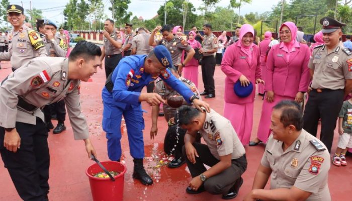 Dari Bripda hingga Kompol, Polres Bintan Beri Kenaikan Pangkat