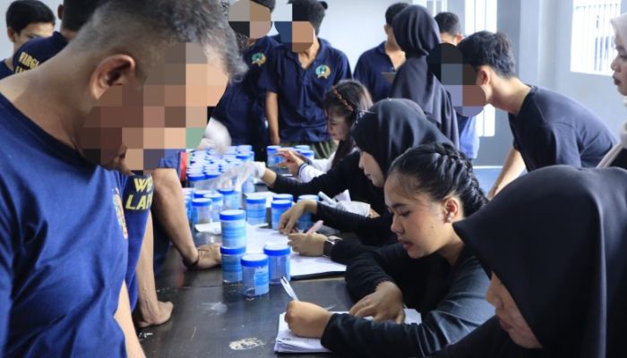 Cegah Penyalahgunaan Narkoba, Lapas Batam Lakukan Tes Urine Acak terhadap 100 WBP