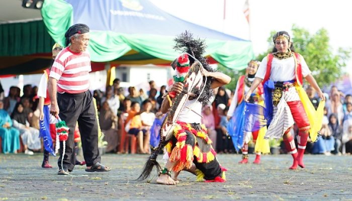 Paguyuban Turonggo Kencono Hadirkan Nuansa Jawa di Perayaan Desa Kerandin