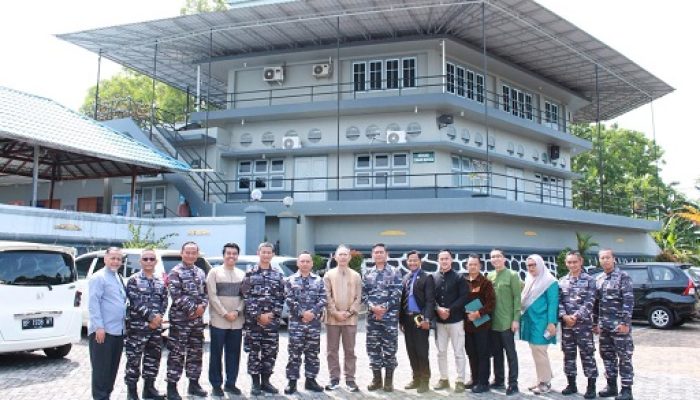 Perkuat Layanan Medis Maritim, RSBP Batam Kaji Banding Teknologi Hiperbarik ke RSAL dr. Midiyato