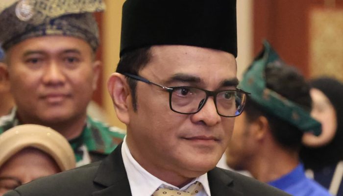 Toto Haryanto Resmi Pimpin BPS Kepri, Ansar Tekankan Pentingnya Data Akurat