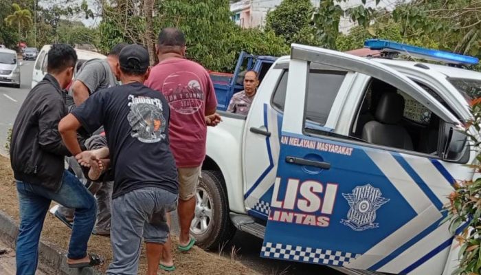 Kecelakaan di Jalan W.R. Supratman, Pengendara Motor Alami Luka Ringan