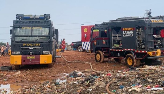 Api Melalap TPA Punggur, Polisi Turunkan Kendaraan Taktis