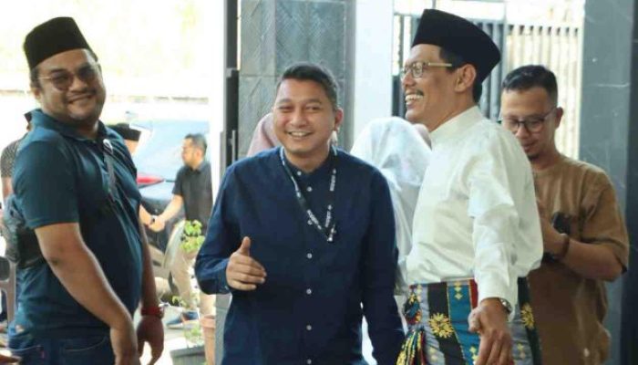 Open House Ketua DPRD Batam Dipadati Warga di Hari Raya Idul Fitri