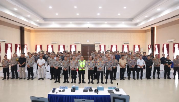 Polda Kepri Gelar Latpraops, Fokus Pengamanan Mudik dan Pelabuhan