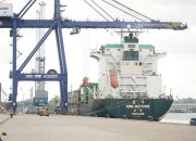 Triwulan I 2026, Arus Peti Kemas Batam Capai 187 Ribu TEUs