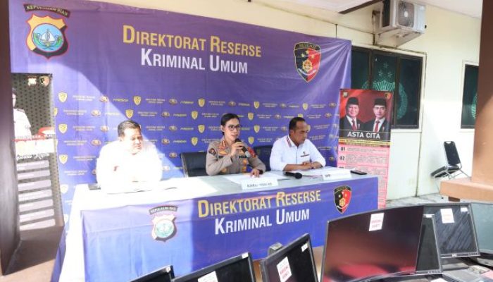 BOT Kendalikan 200 Ribu Akun Judi Online di Batam, Dua Orang Ditangkap
