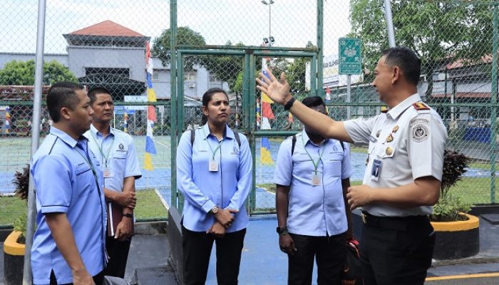 Delegasi Jabatan Penjara Malaysia Tinjau Program Pembinaan di Lapas Batam