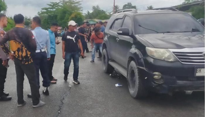 Prajurit TNI AL Tewas di Tempat dalam Kecelakaan dengan Mobil Fortuner