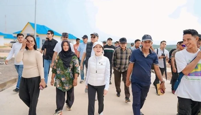 Li Claudia Turun Tangan Tangani Persoalan UWT Warga Puskopar