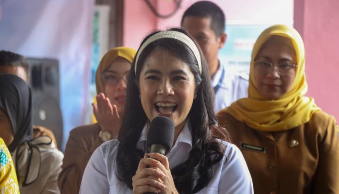 Sekolah Lansia di Bintan Dapat Sorotan Wamen BKKBN